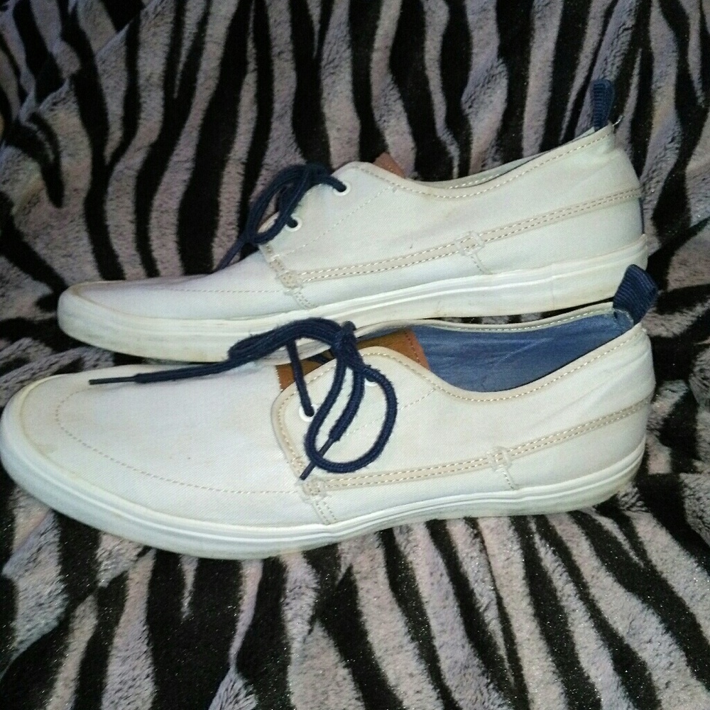 Aldo white canvas loafers