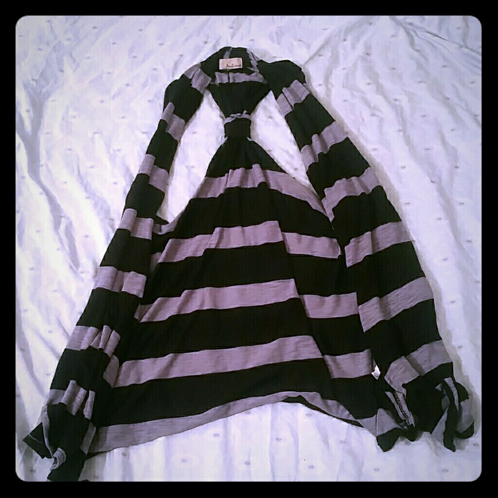 Forever 21 sleeveless open cardigan