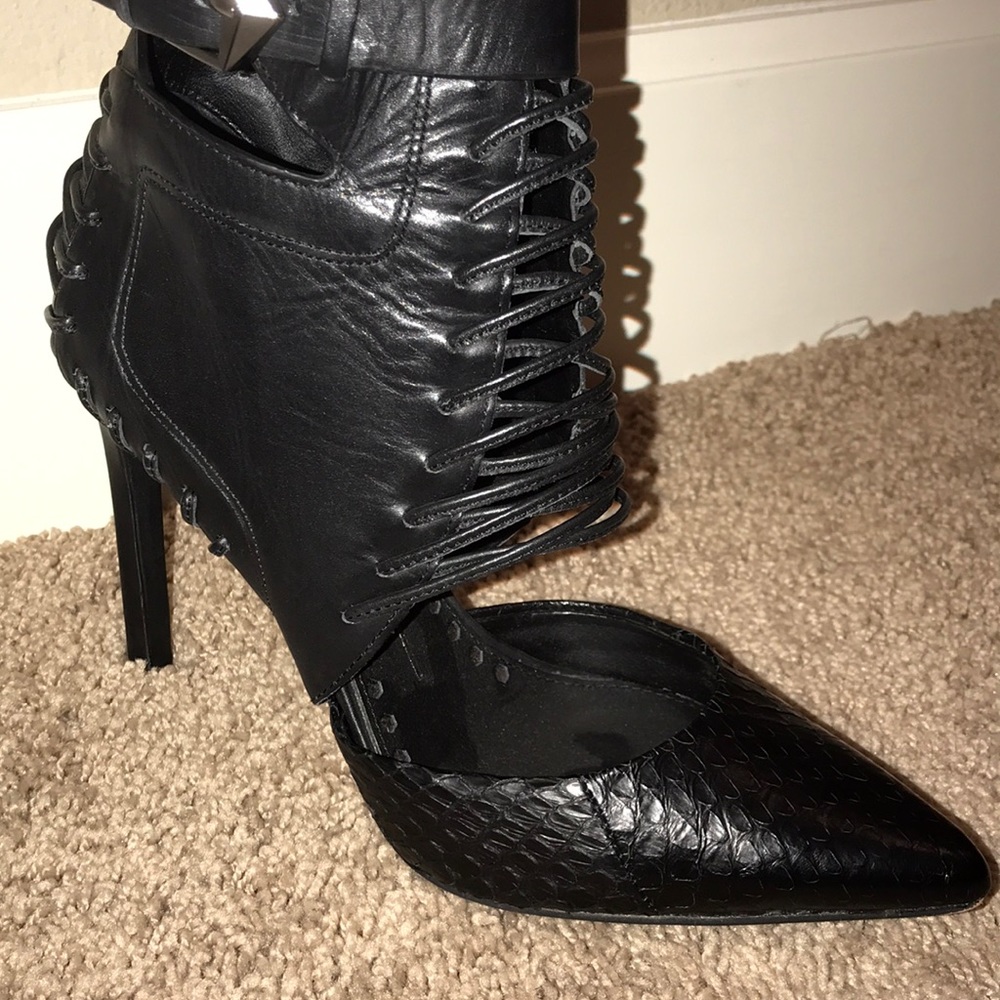 WORN ONCE