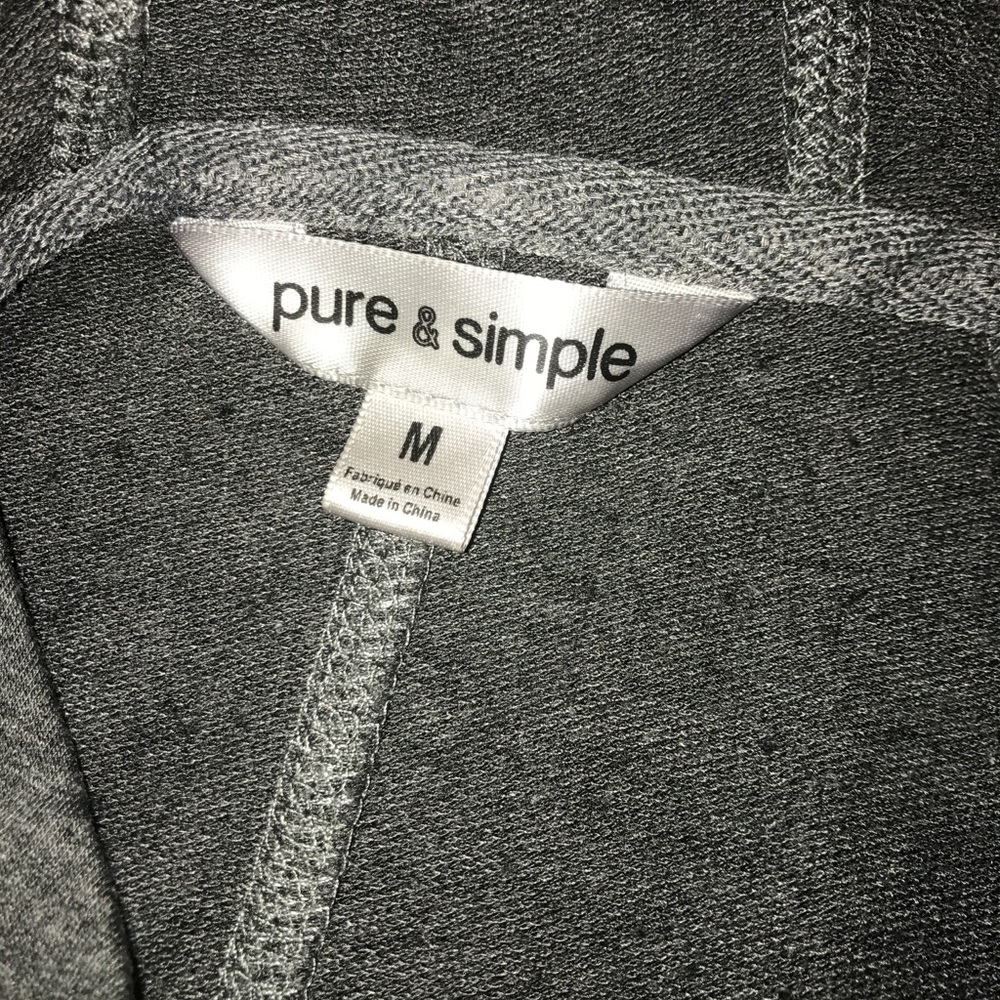 Pure & Simple pullover - Picture 2 of 4