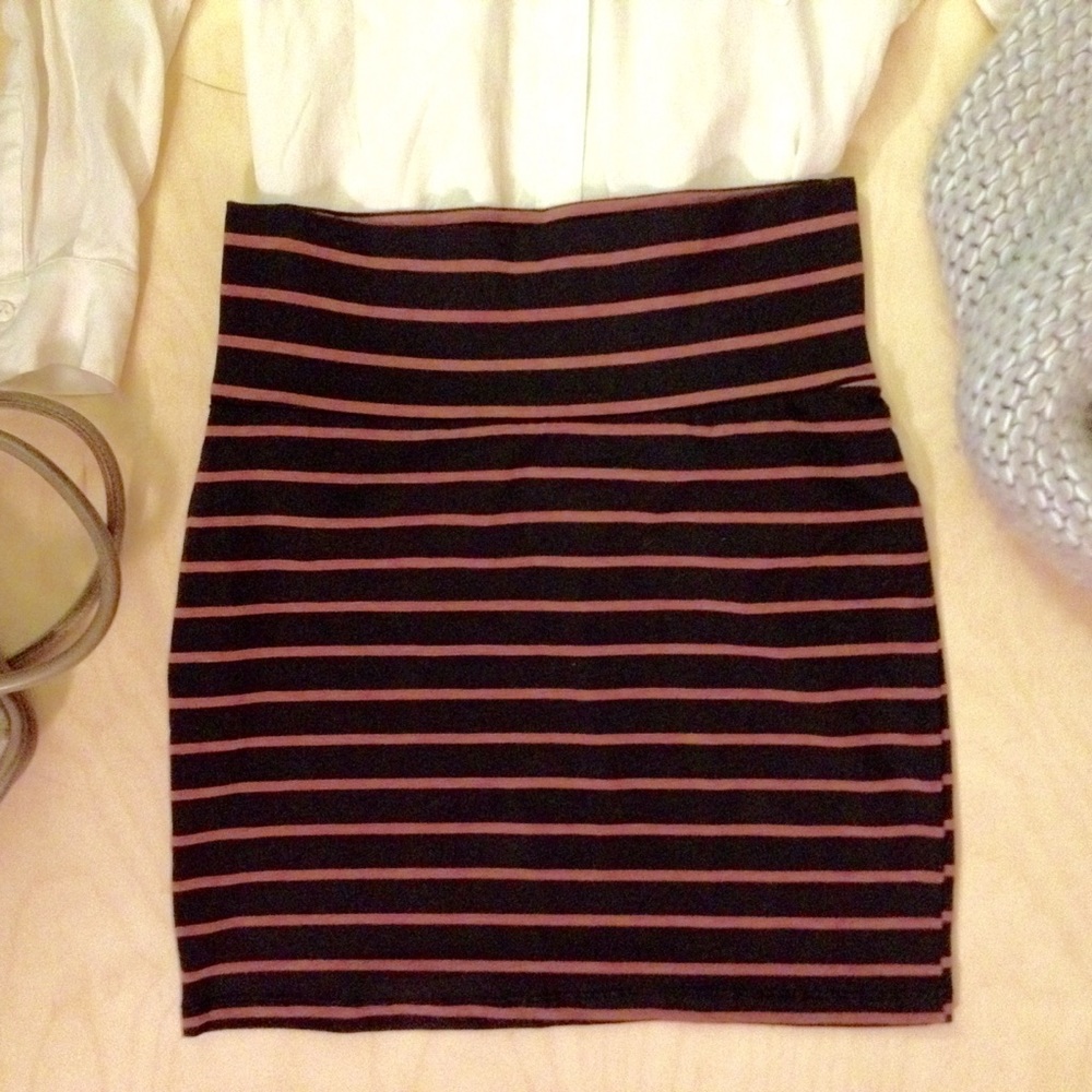 Charlotte Russe stretch mini skirt