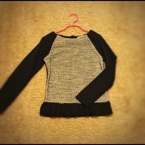 Knitted long sleeve shirt