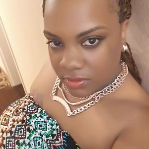 Meet your Posher, Precious