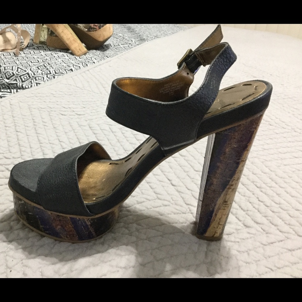 Nine West platform heels sandals