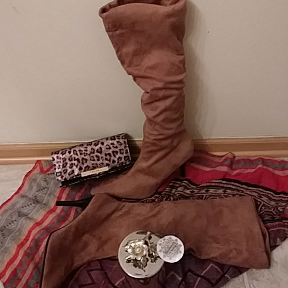 APT.9 heeled Tall Boots 🎁size 8