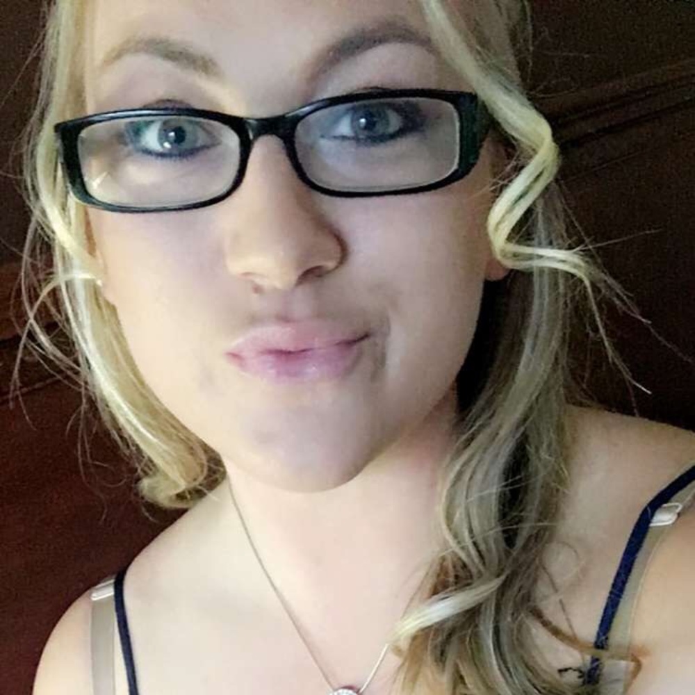 Meet your Posher, Candace