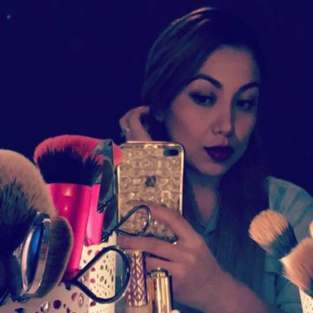 Meet your Posher, Maria