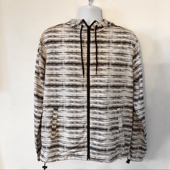 Striped Windbreaker black and White - Picture 1 of 3