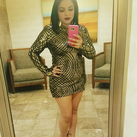 Gold/Black Sequin BodyCon Dress - Picture 3 of 3