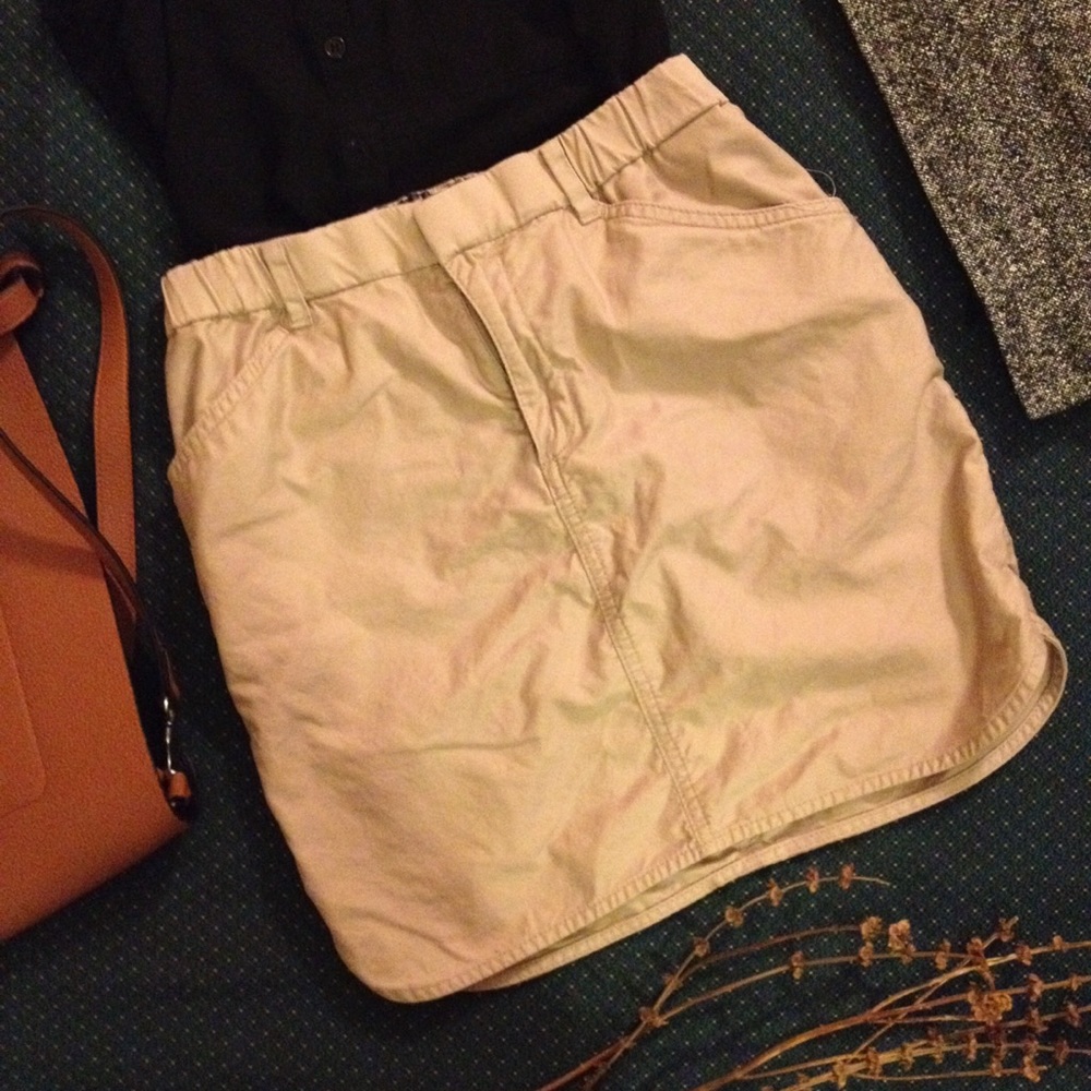 Unique twill mini skirt