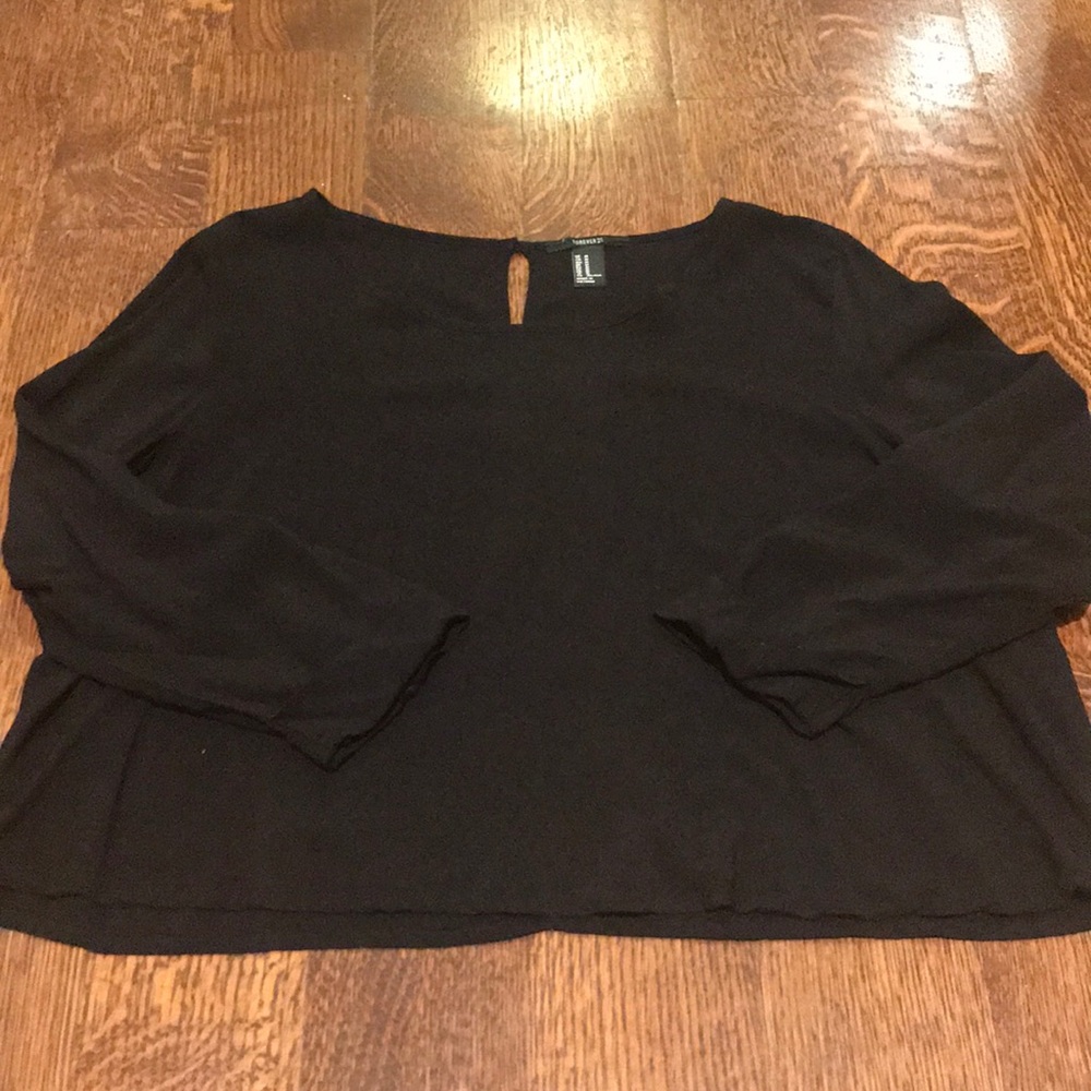 Forever 21 Long Sleeve Cropped Top