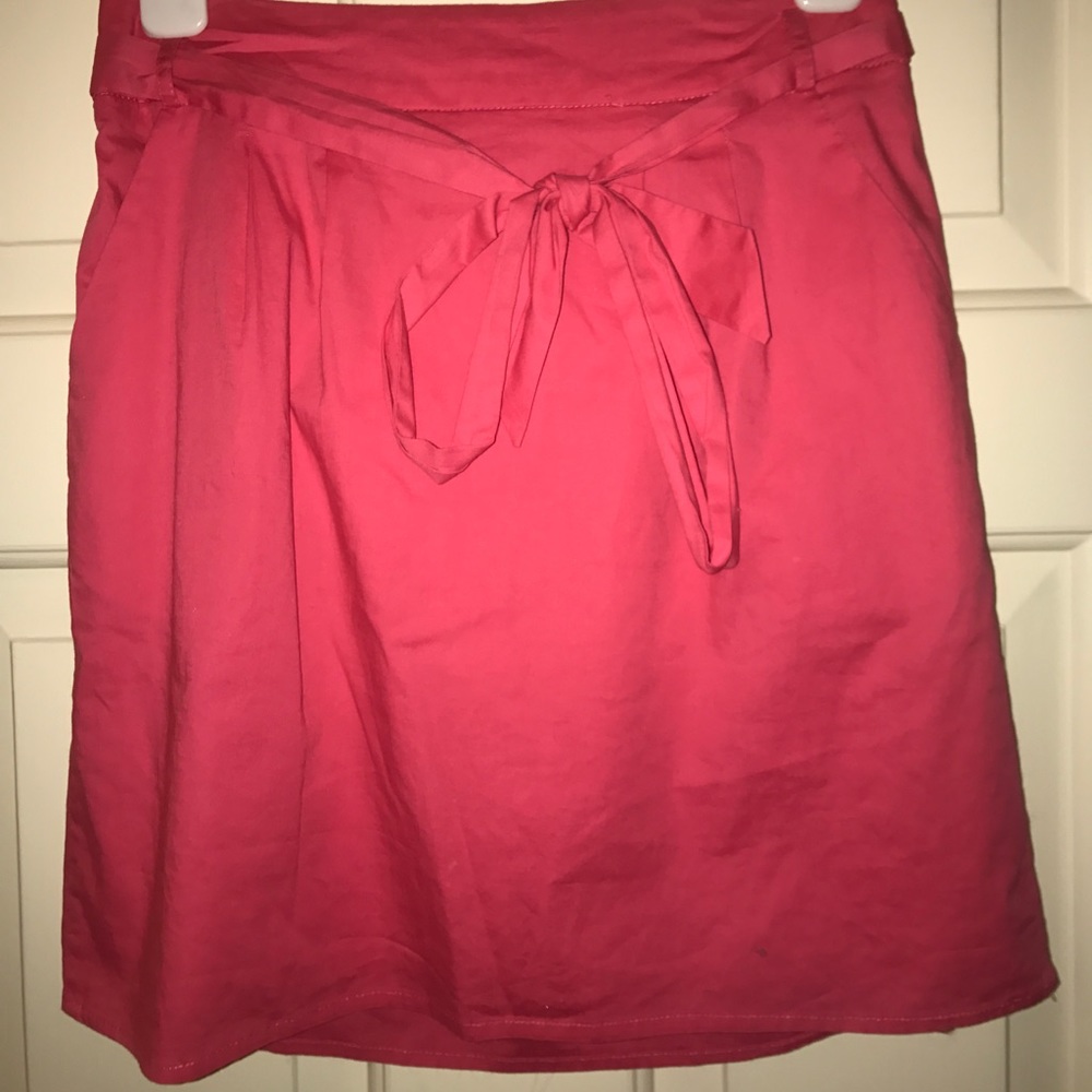 Pink pencil skirt