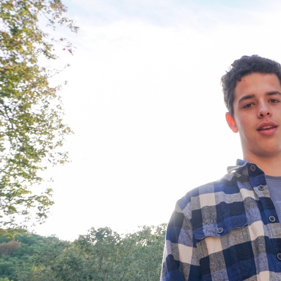 Meet your Posher, Reid - Picture 1 of 1