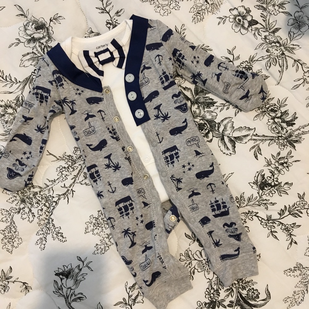 Newborn outfit