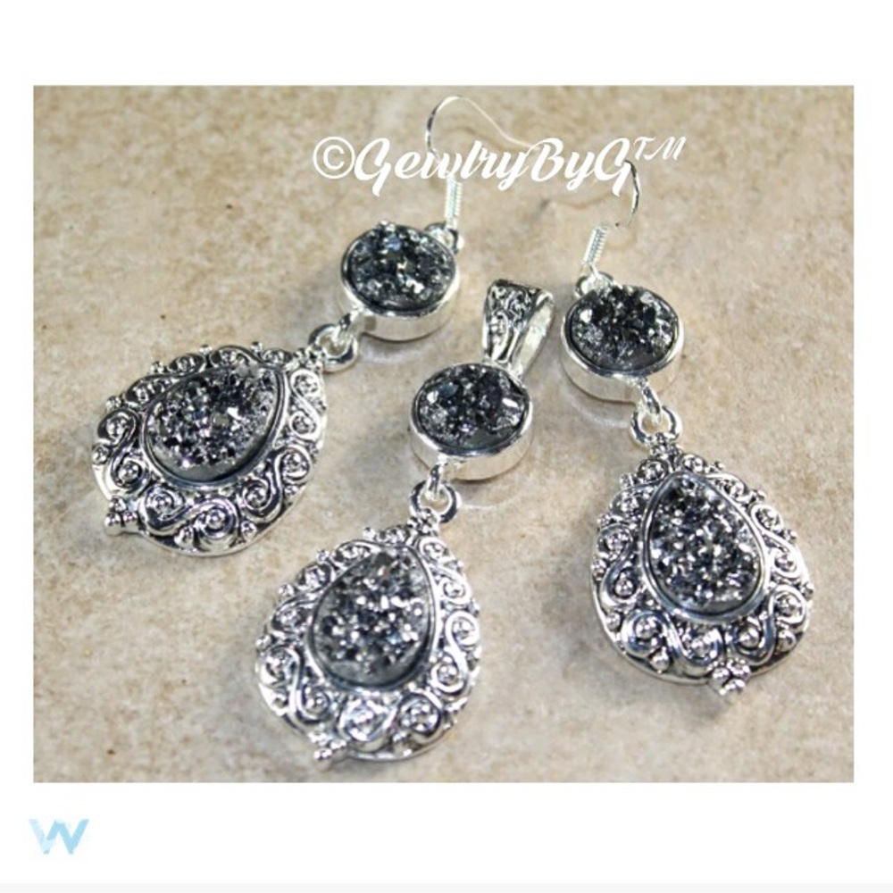 📿DRUZY Necklace and Earring Set! Gewlry By G™📿