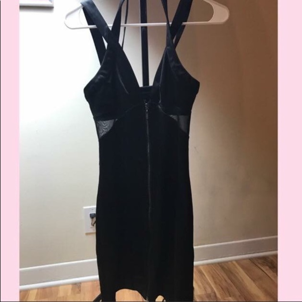 Bebe dress