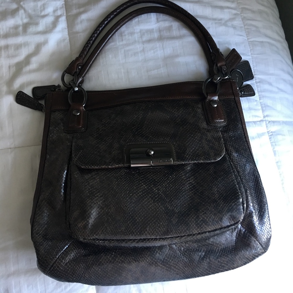 COACH AUTHENTIC BEAUTIFUL SNAKE SKIN LEATHER PURSE