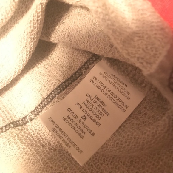 NWOT Plus Size Tribal cut out sweatshirt 2x - Picture 6 of 8