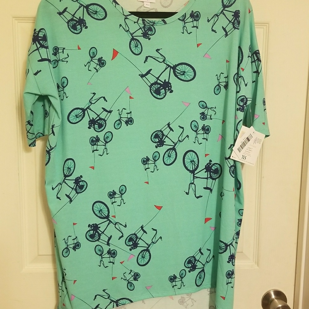 👗REDUCED👗XS Lularoe Irma