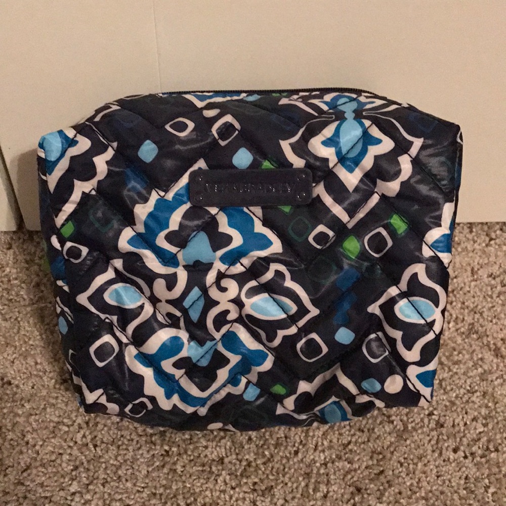 NWT Vera Bradley large puffy cosmetic bag