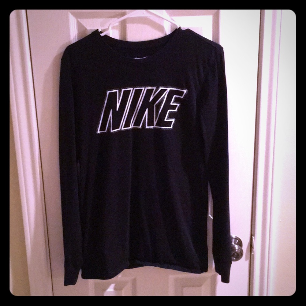 Men’s LS Nike logo tee