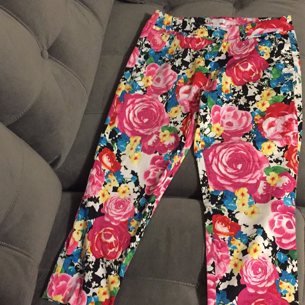 New York and company size 8 Capri