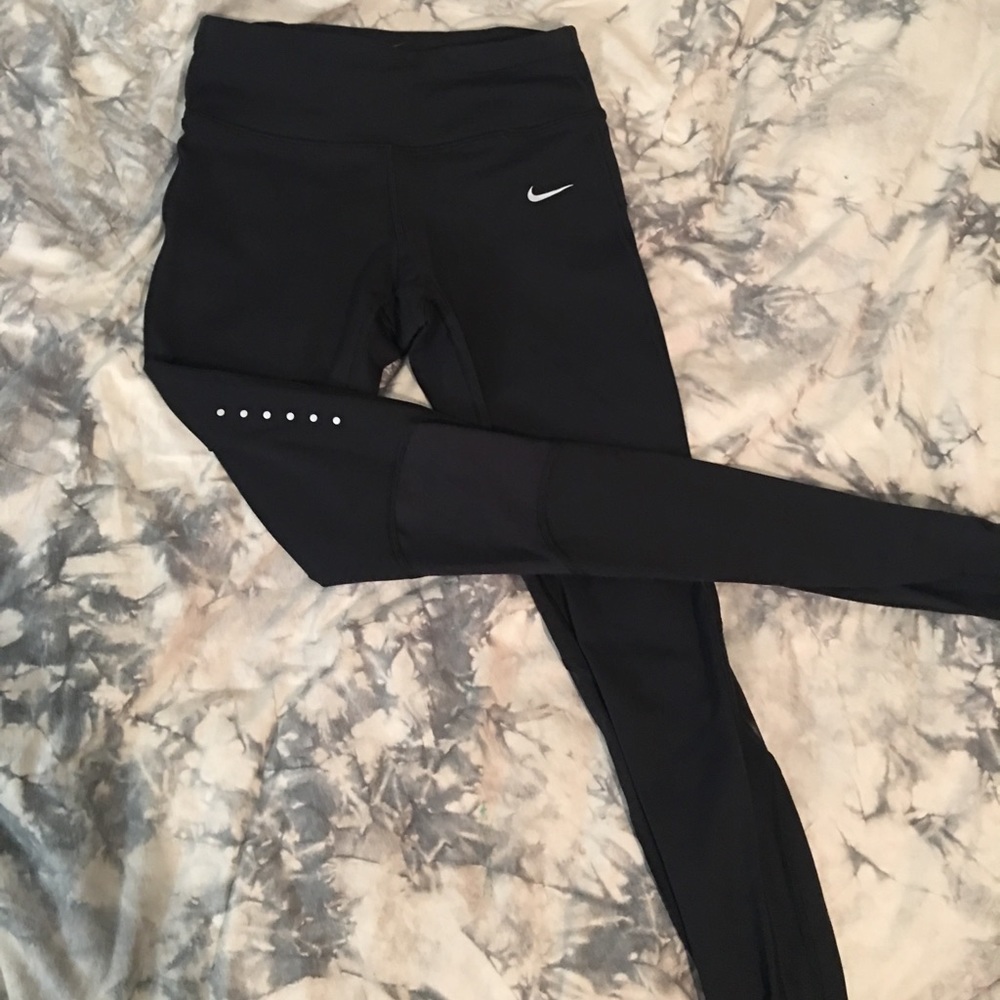 SALE: Nike running leggings
