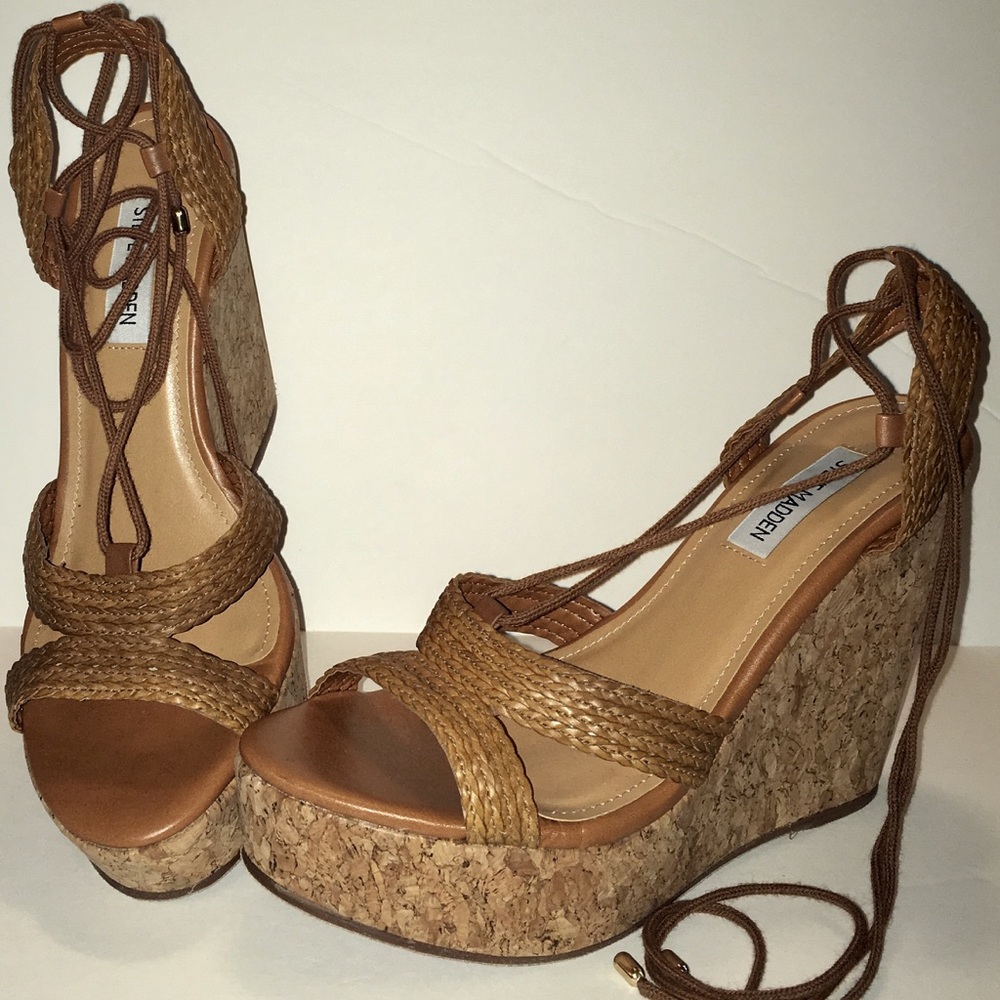 Steve Madden Ankle Tie Brown  Platform Wedge