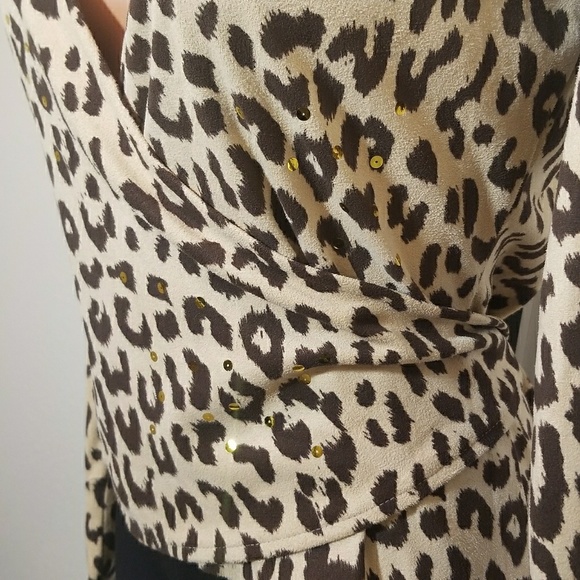 VS Moda International Cheetah Sequin Wrap Top S - Picture 3 of 7