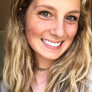 Meet your Posher, Gabriella