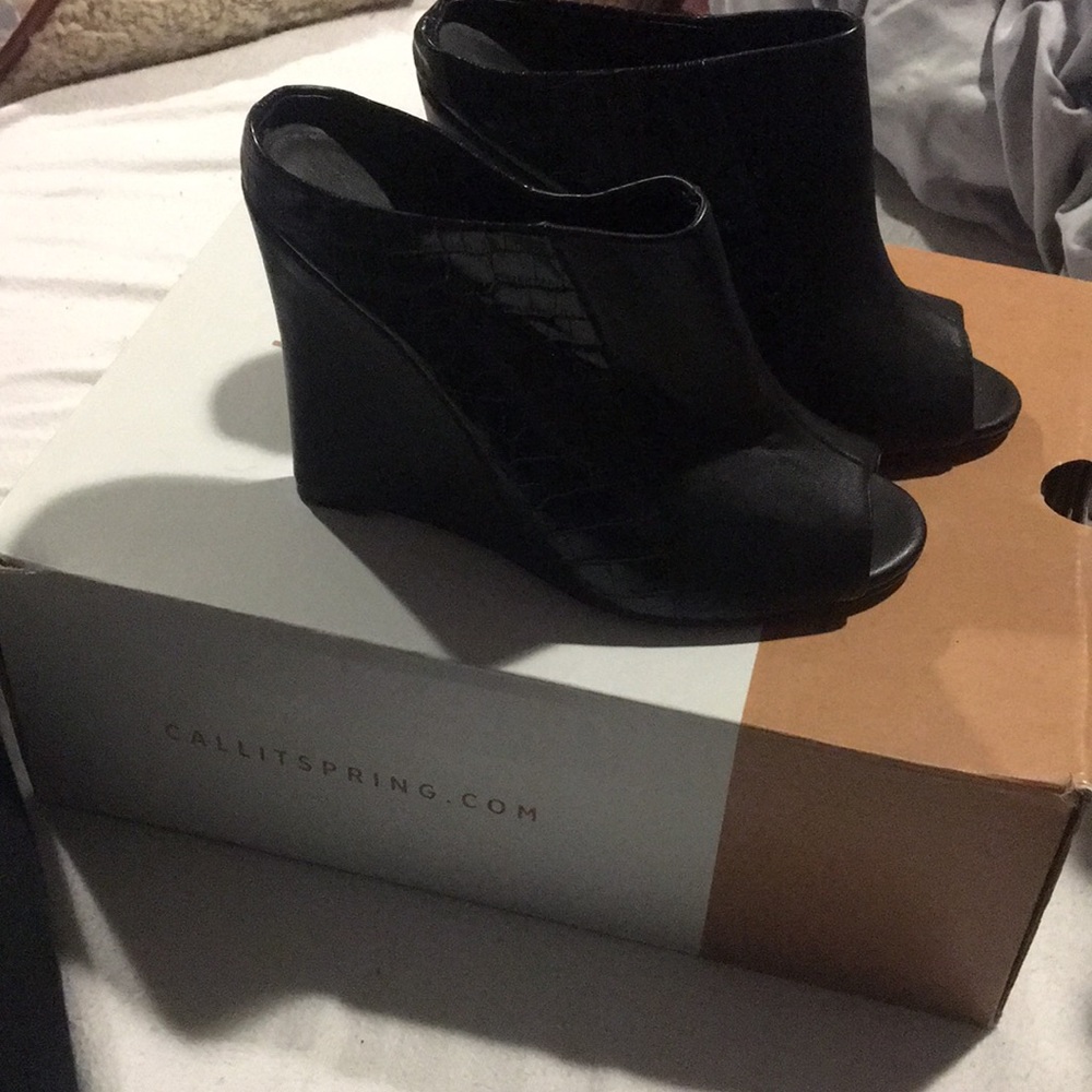 Forever 21 black shoes