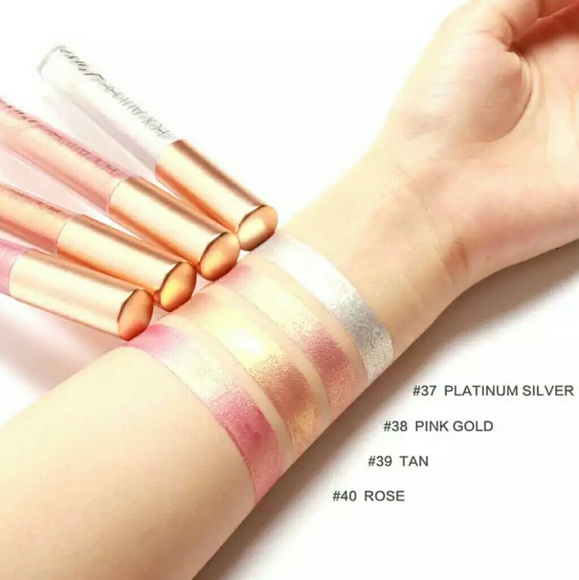 NIB #37 Platinum Silver Metallic Lasting Lip Color - Picture 3 of 3