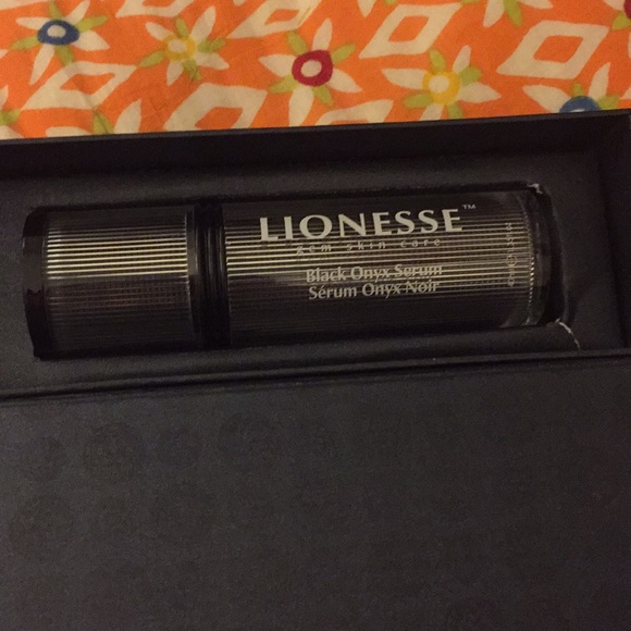 lionesse black onyx serum