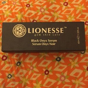 lionesse black onyx serum