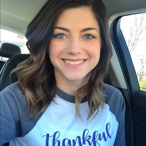 Meet your Posher, Stephanie