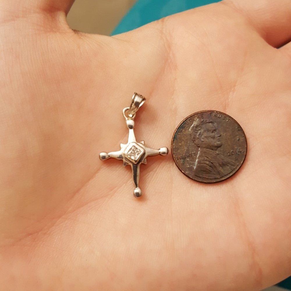3 FOR 15. 925 Silver cross pendant 👌