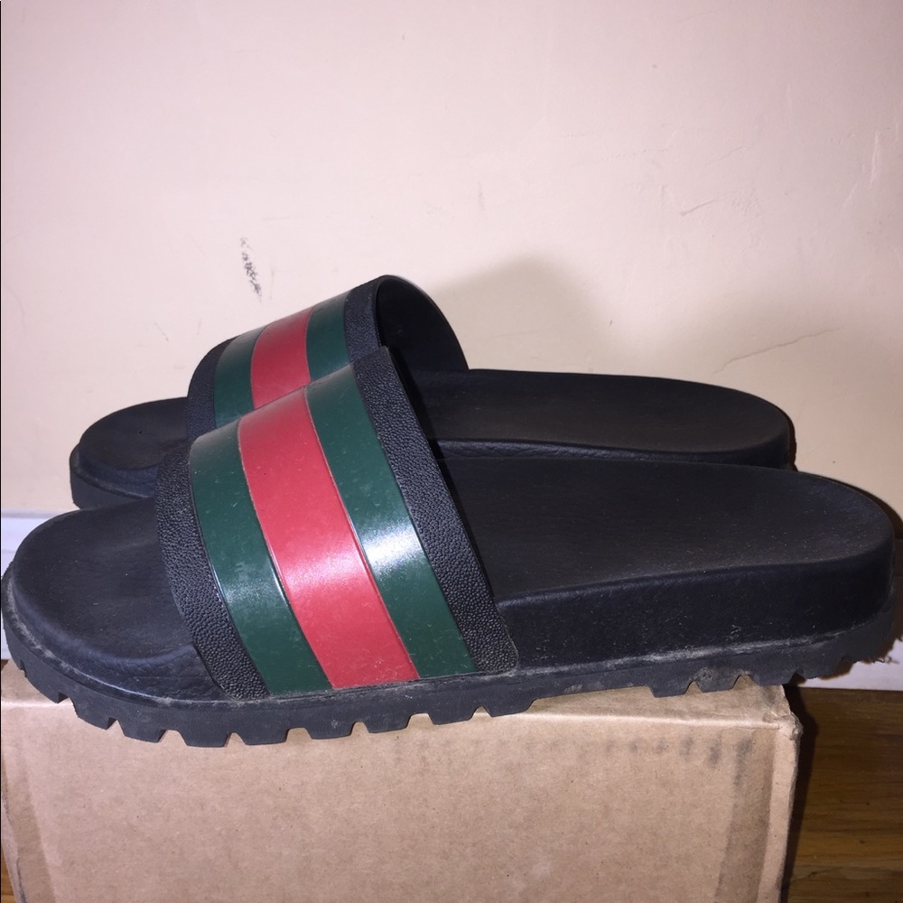 Gucci Flip Flops Slides 100% authentic
