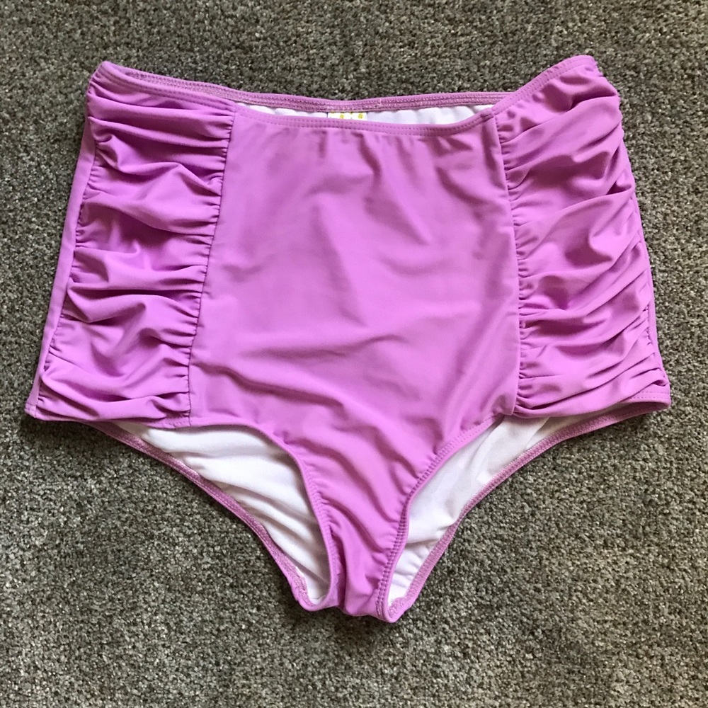 Kortni Jeane Lilac Ruched Bottoms