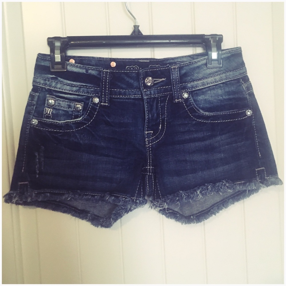 New w/o tags buckle exclusive miss me jean shorts