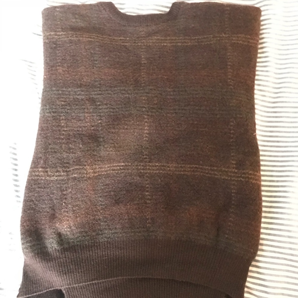 Sweater - Picture 2 of 3