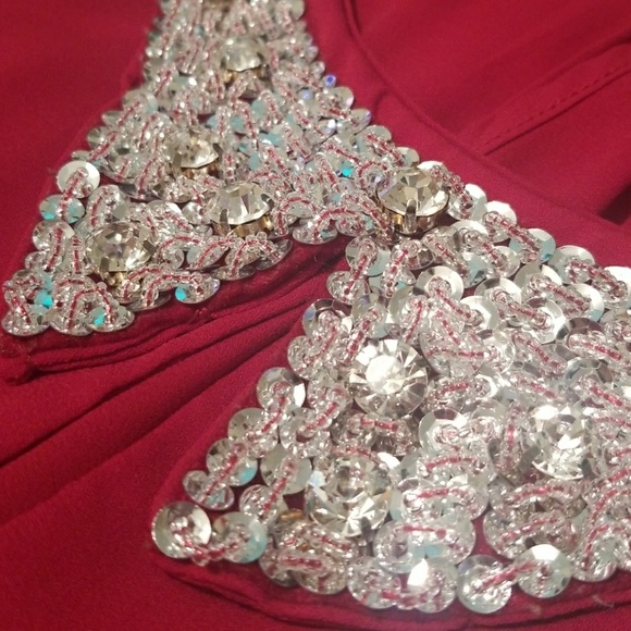 NIKIMOTO RED SLEEK BLOUSE - Picture 2 of 3