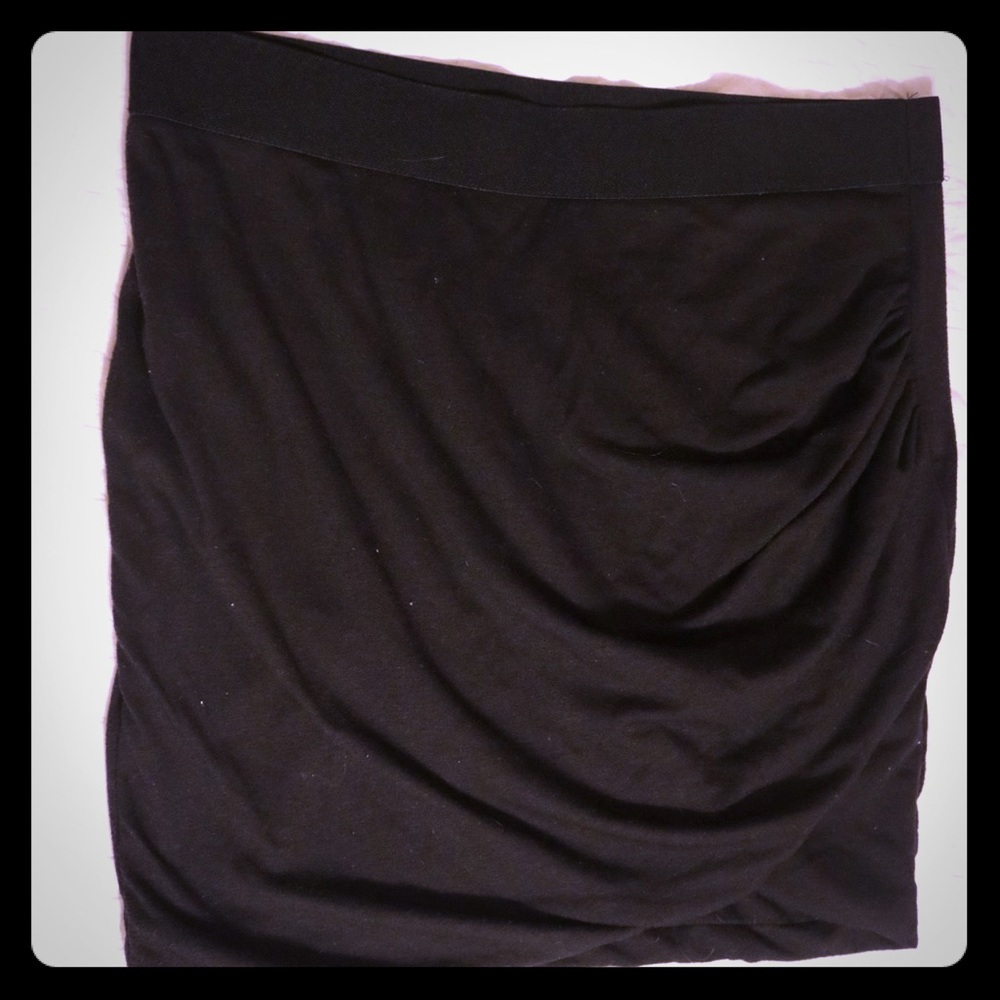 Fitted Mini Skirt Solid Black