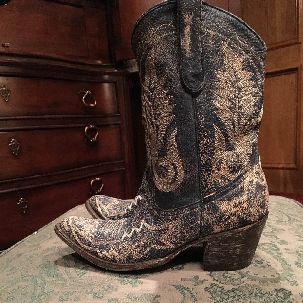 Distressed navy blue Old Gringo boots