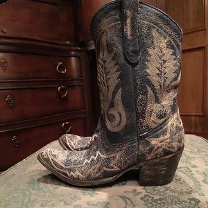 Distressed navy blue Old Gringo boots
