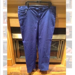 Plus size Gloria Vanderbilt average length jeans