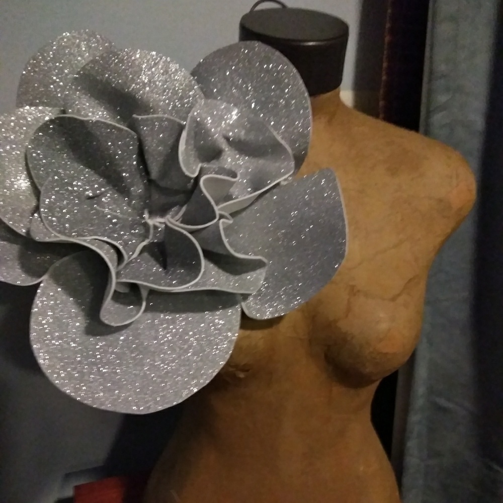 Silver glitter over sized rosette pin