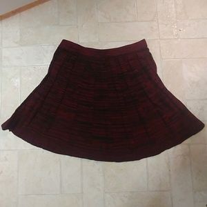 Stretchy stripped skirt