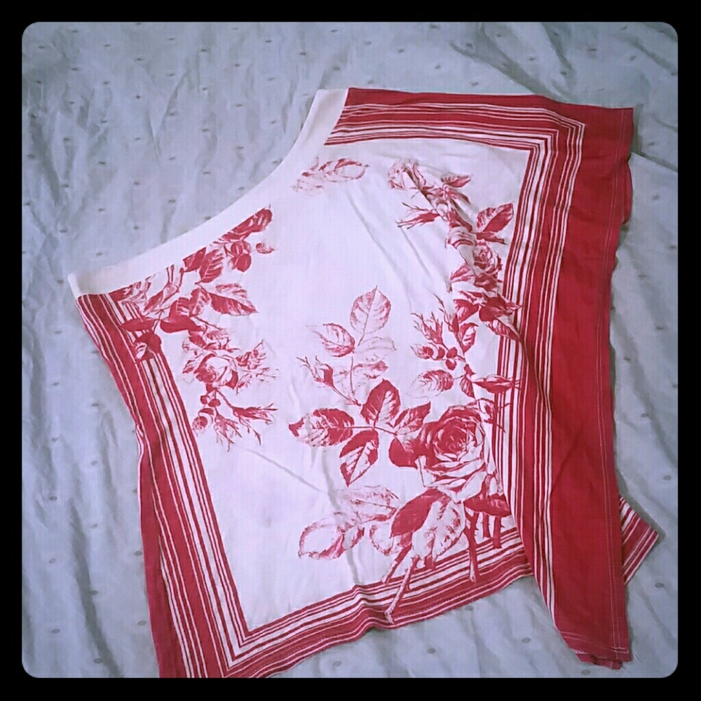 Wet seal one shoulder top