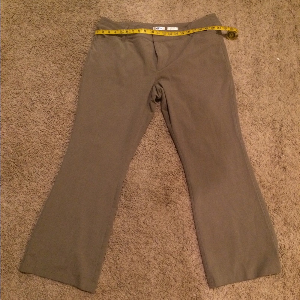 Old Navy trousers size 20, beige