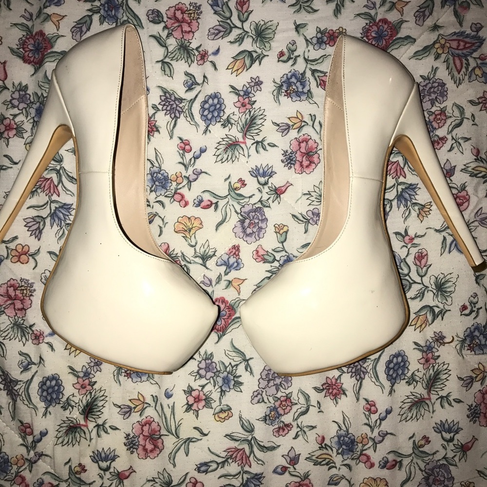 Pumps worn Once 